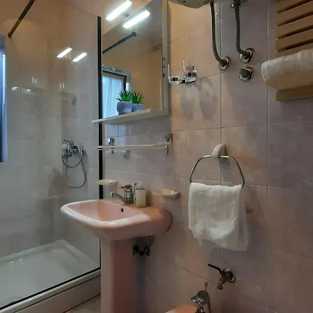 Ida Apartman *
