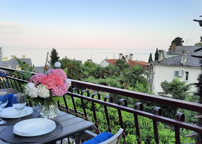 Lägenhet Ida Opatija